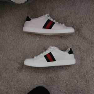 Gucci Ace Low Top Sneakers